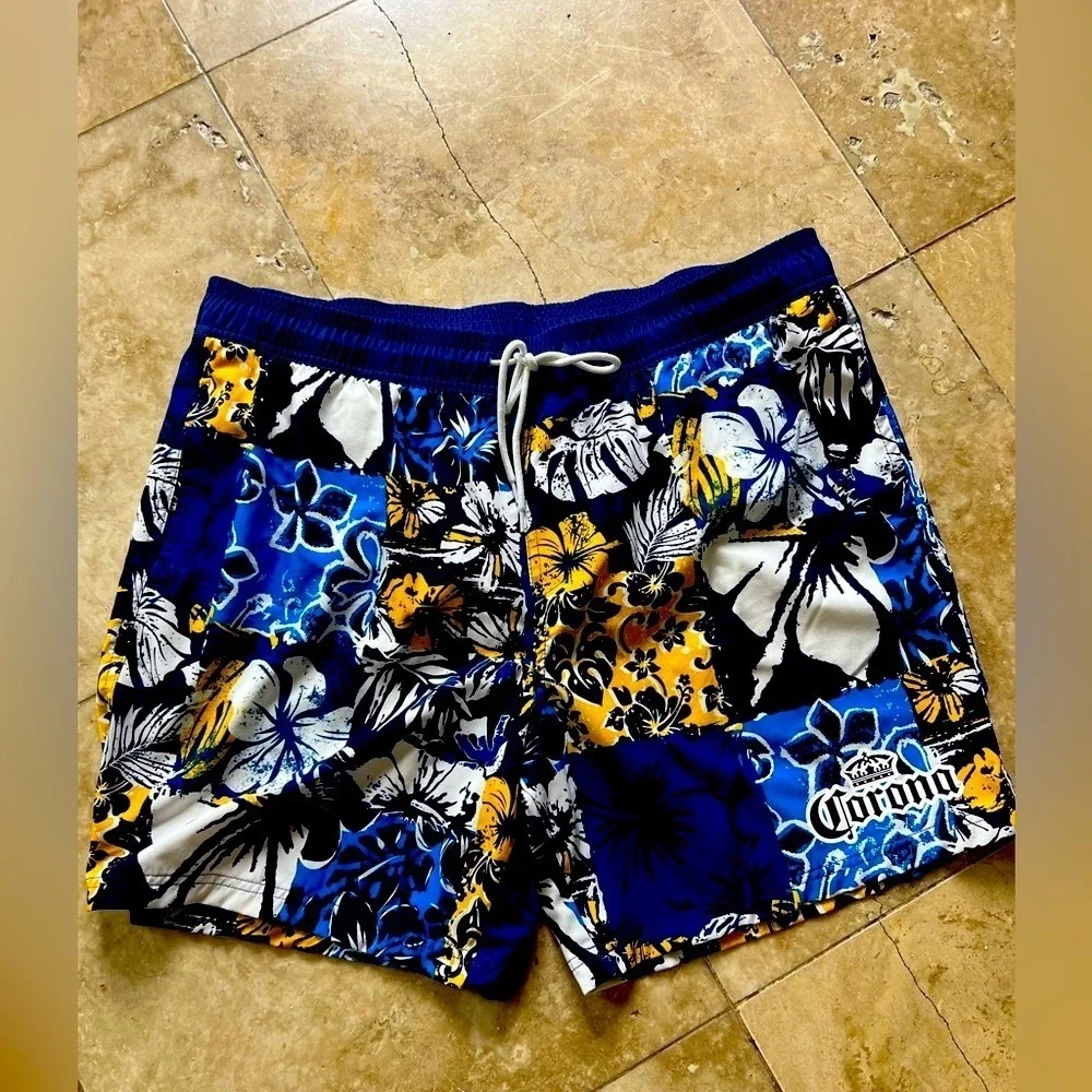 Corona men’s swim trunks mesh wand perfect condition extra large 40/42